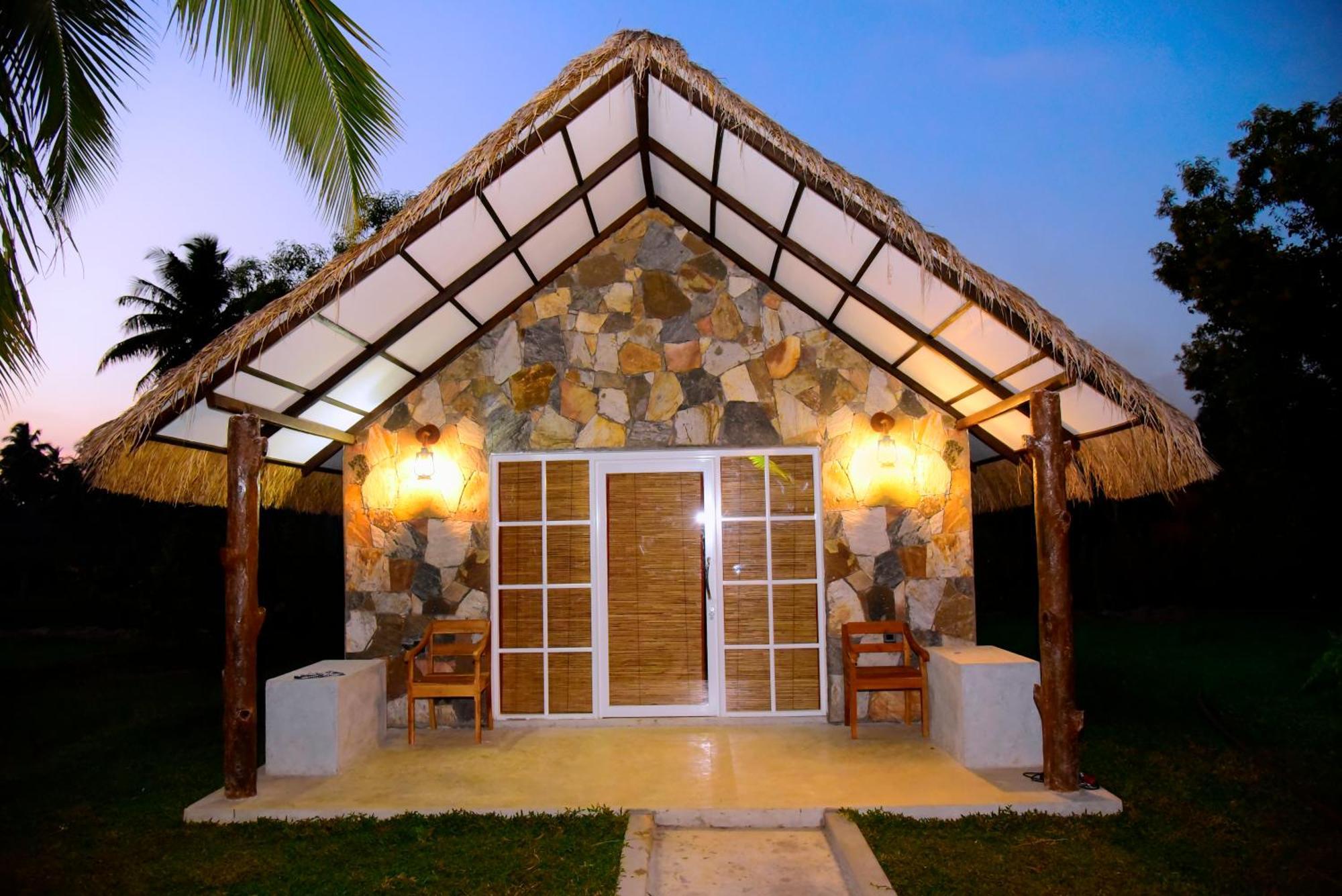Coco Village Hotel ชิลอว์ ภายนอก รูปภาพ