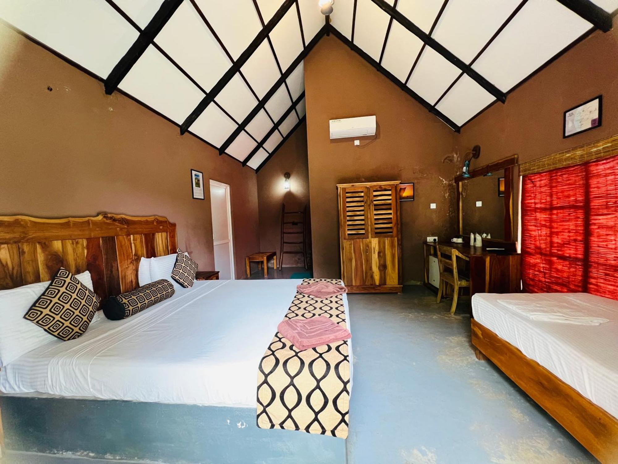 Coco Village Hotel ชิลอว์ ภายนอก รูปภาพ